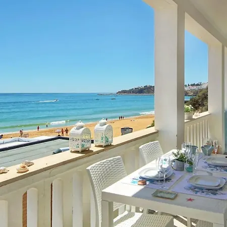 View - Stunning Beachfront *